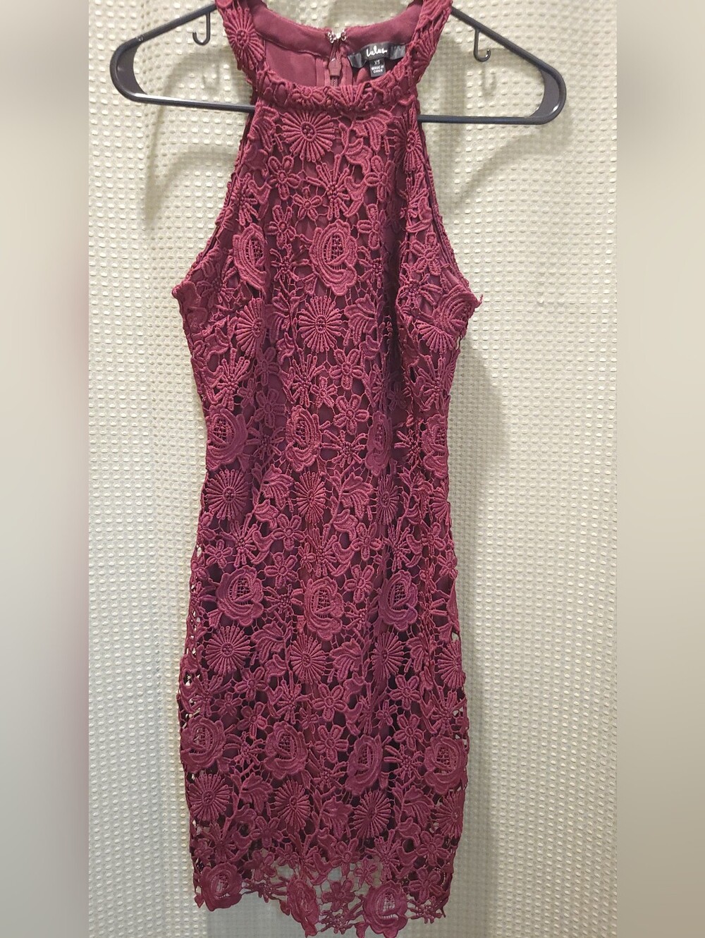 Magenta Floral Lace Mini Dress • Size XS - Picture 3 of 3